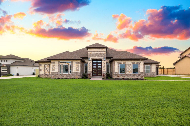 8 Proven Strategies to Maximize McAllen Luxury Home Equity